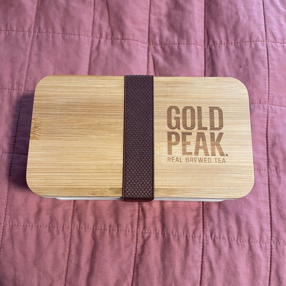 Gold Peak Bento Box with Utensils